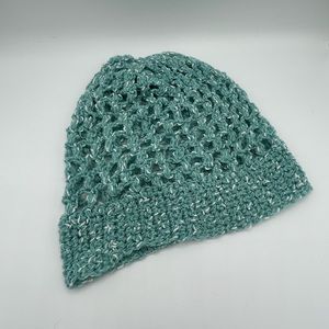 Slouchy hat in mint and white, handmade crochet